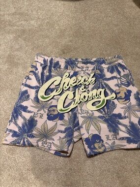 Vintage Cheech & Chong Graphic Palm Print Short (sweatshirt material)